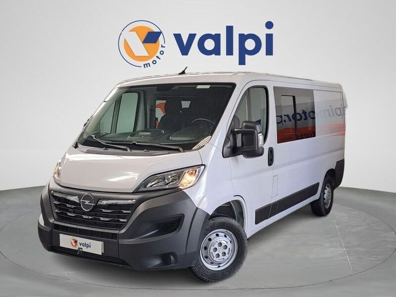 Branco Usado 2023 Opel Movano Van | € 37.950 - Imagem 1/4