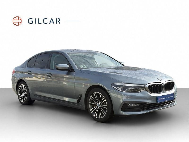 Usado BMW 530 iPerformance 252 HP (185 kW) 2017 Cinza Sedan