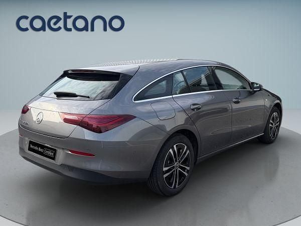 Usado Mercedes CLA250 Shooting Brake 218 HP (160 kW) 2025 Cinza Carrinha