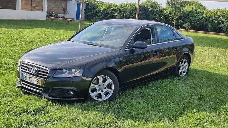 Usado 2009 Audi A4 Sedan | € 5.950 (Bom preço) - Imagem 1/4