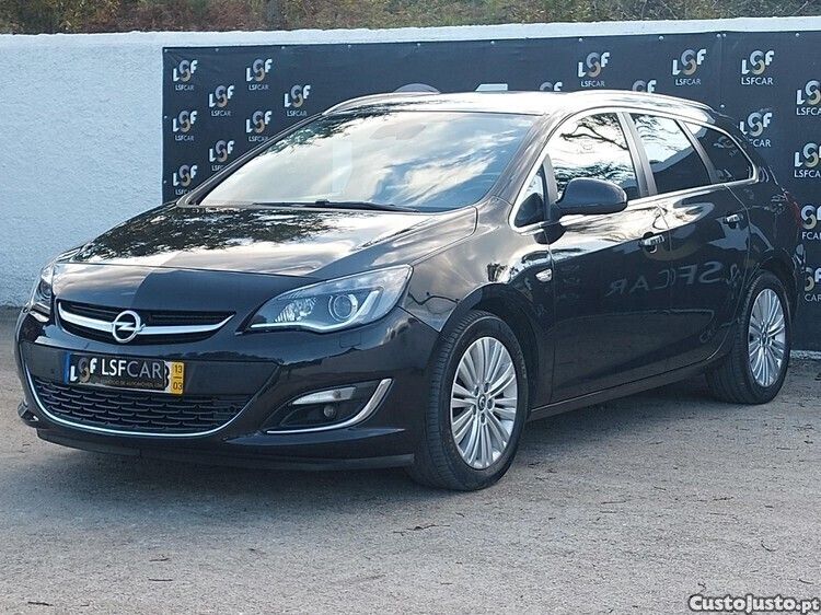 Preto Usado 2013 Opel Astra Cosmo Carrinha | € 8.999 (Preço justo) - Imagem 1/1
