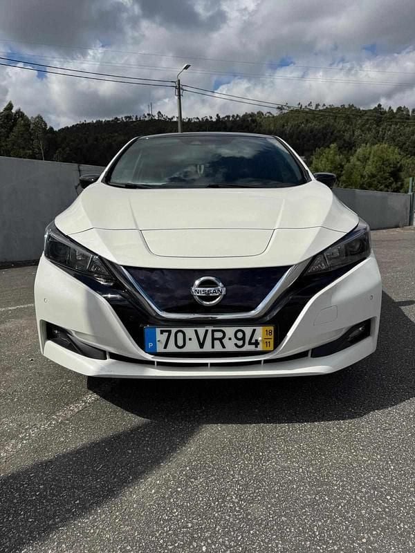 Branco Usado 2018 Nissan Leaf Tekna Citadino | € 11.970 (Preço justo) - Imagem 1/4