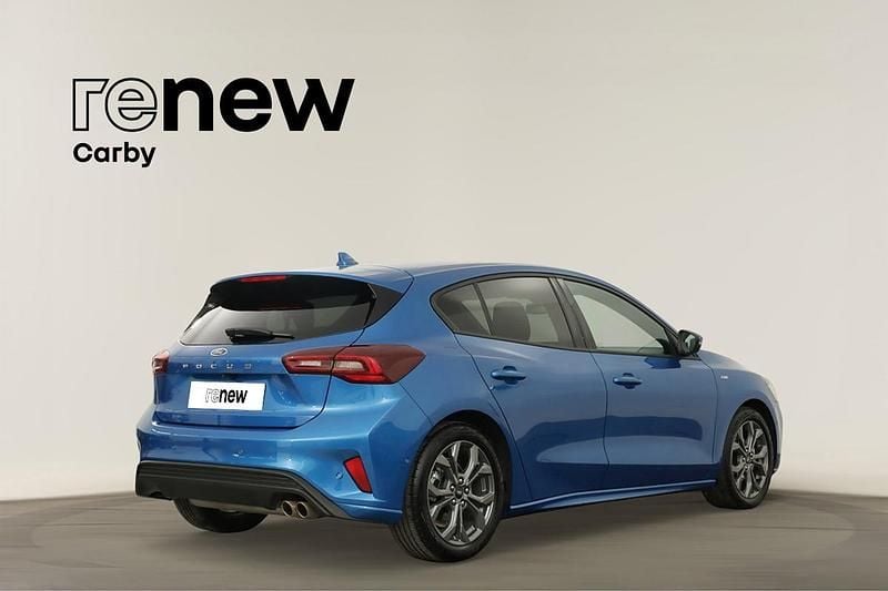 Usado Ford Focus ST-Line X 155 HP (114 kW) 2025 Azul