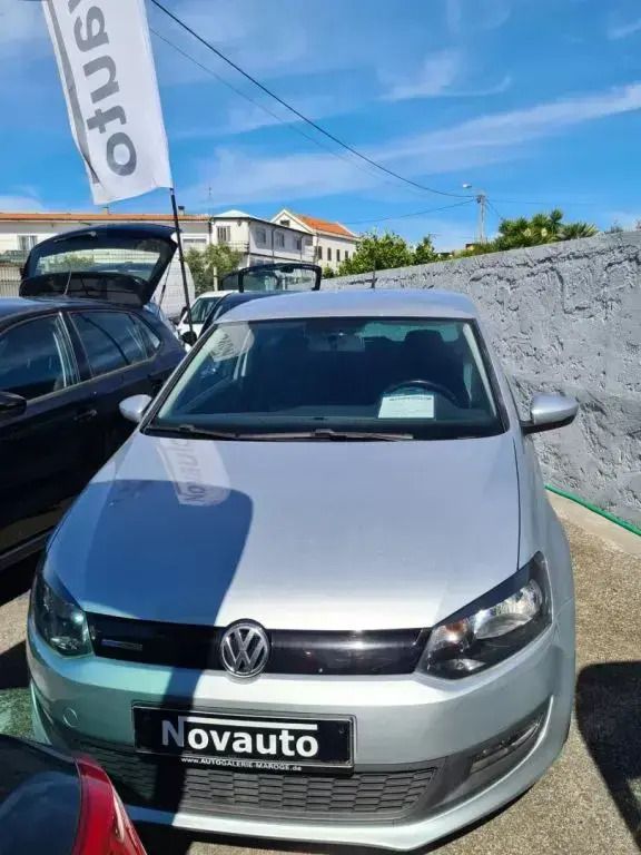 Cinza Usado 2012 VW Polo Citadino | € 8.900 (Preço justo) - Imagem 1/4