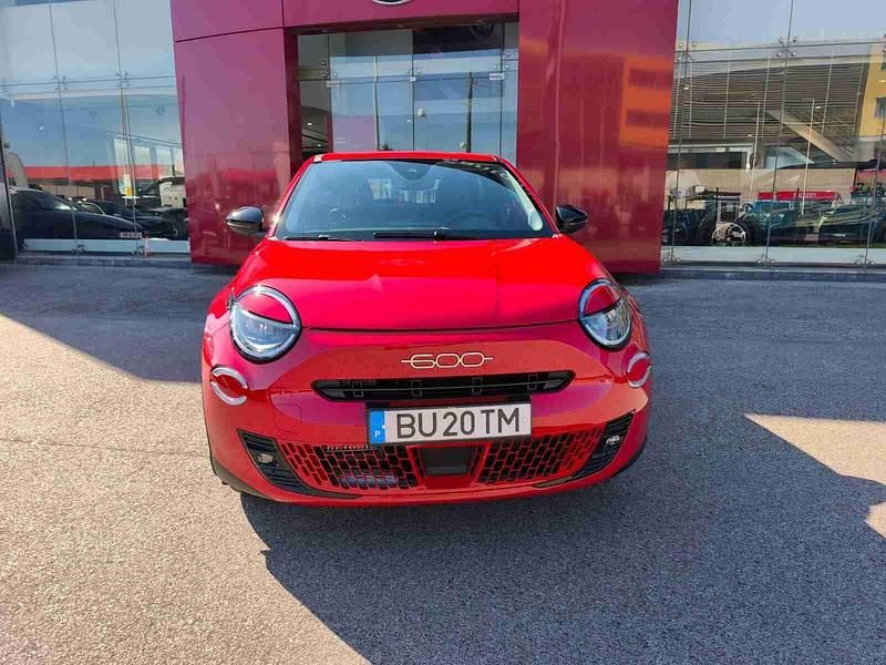 Vermelho Novo 2025 Fiat 600 SUV | € 23.990 (Preço justo) - Imagem 1/4