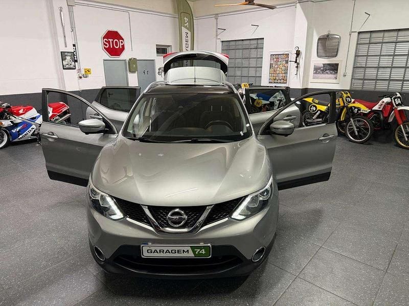 Usado Nissan Qashqai 360º 110 HP (80 kW) 2015 Outro SUV
