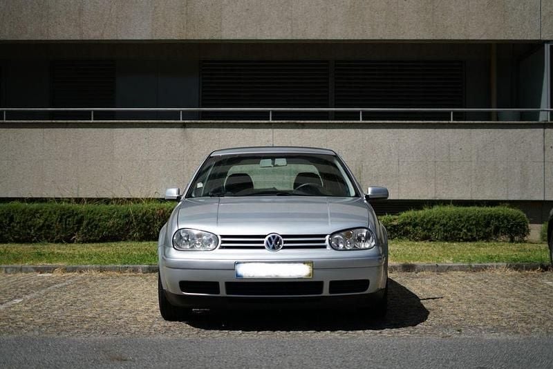 Usado 2002 VW Golf IV | € 2.850 (Super Preço) - Imagem 1/4