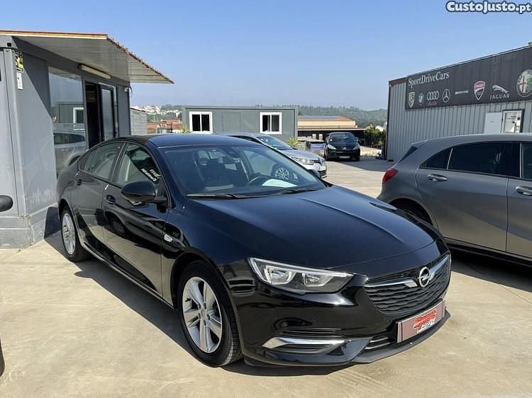 Preto Usado 2018 Opel Insignia Sport Sedan | € 12.750 (Caro) - Imagem 1/1