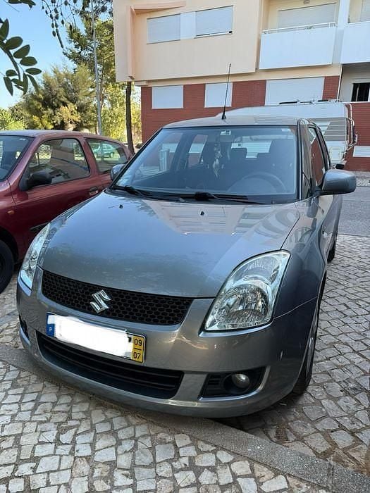Usado 2009 Suzuki Swift Sedan | € 4.000 (Preço justo) - Imagem 1/4