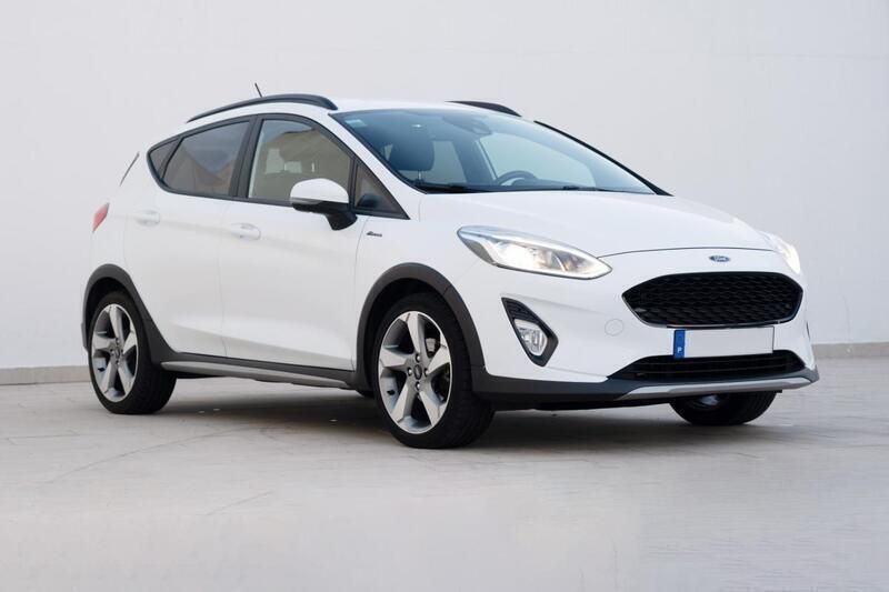 Branco Usado 2019 Ford Fiesta ST-Line Citadino | € 13.750 (Preço justo) - Imagem 1/4