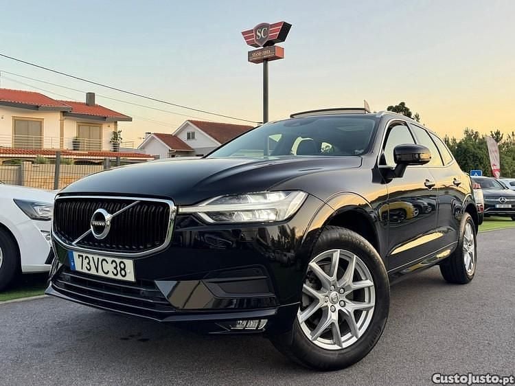 Preto Usado 2018 Volvo XC60 Momentum SUV | € 25.750 (Preço justo) - Imagem 1/1