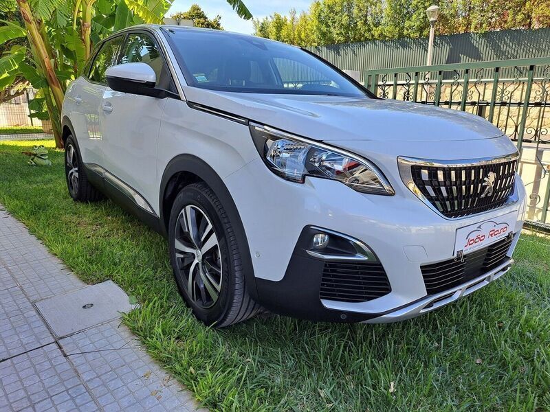 Branco Usado 2019 Peugeot 3008 Allure Carrinha | € 24.750 (Preço elevado) - Imagem 1/4