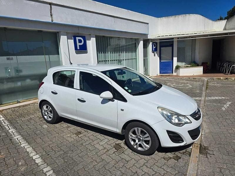 Usado Opel Corsa 90 HP (66 kW) 2013 Branco Citadino