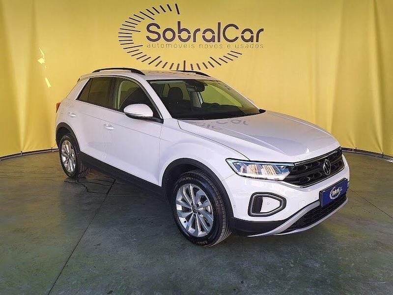 Branco Usado 2022 VW T-Roc Style SUV | € 31.000 - Imagem 1/4