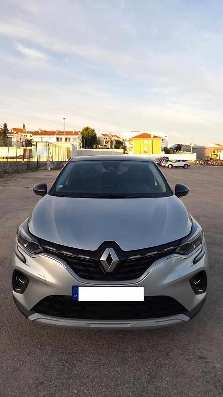 Cinzento Usado 2022 Renault Captur SUV | € 19.500 (Preço justo) - Imagem 1/4