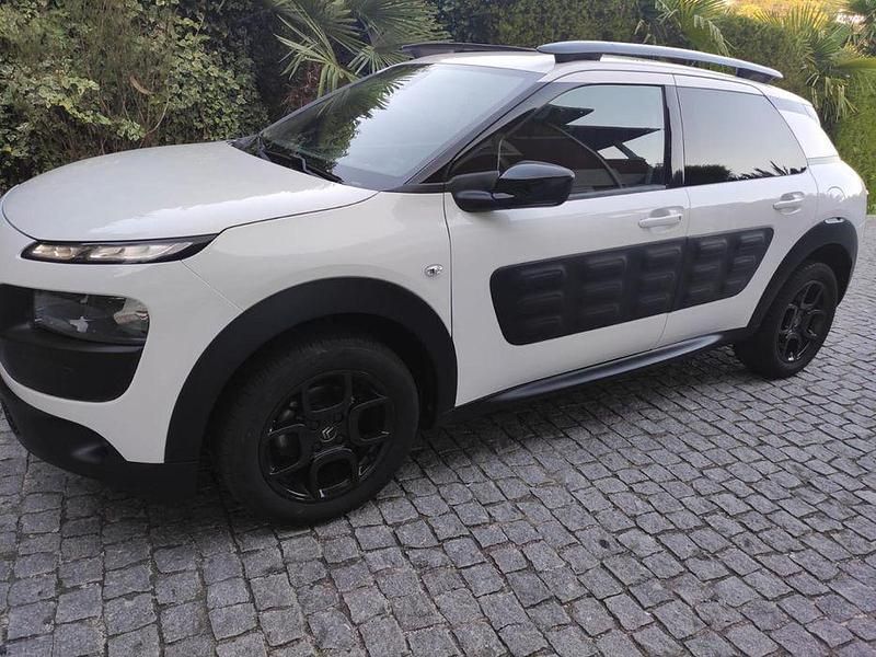 Usado 2016 Citroën C4 Cactus Citadino | € 8.750 (Super Preço) - Imagem 1/4