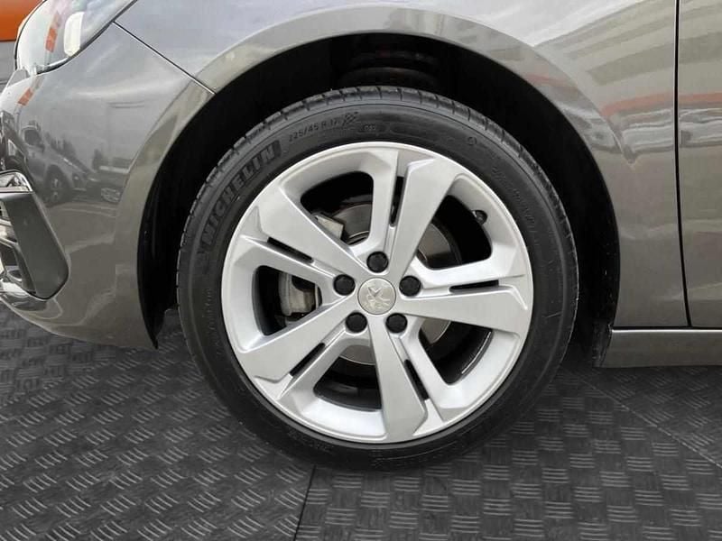 Usado Peugeot 308 SW 130 HP (95 kW) 2017 Outra Carrinha