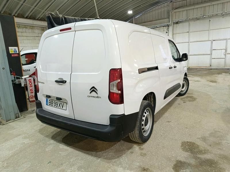 Usado Citroën Berlingo 102 HP (75 kW) 2023 Branco Monovolume