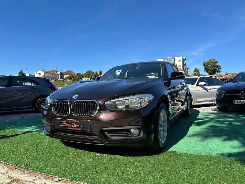 Castanho Usado 2015 BMW 116 Sport Line Citadino | € 13.500 - Imagem 1/4