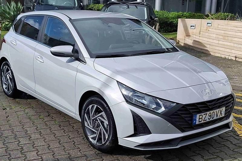 Cinzento Novo 2025 Hyundai i20 Comfort Citadino | € 20.990 (Preço justo) - Imagem 1/4