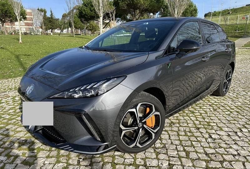 Usado MG MG4 EV 319 kW (435 HP) 2024 Citadino