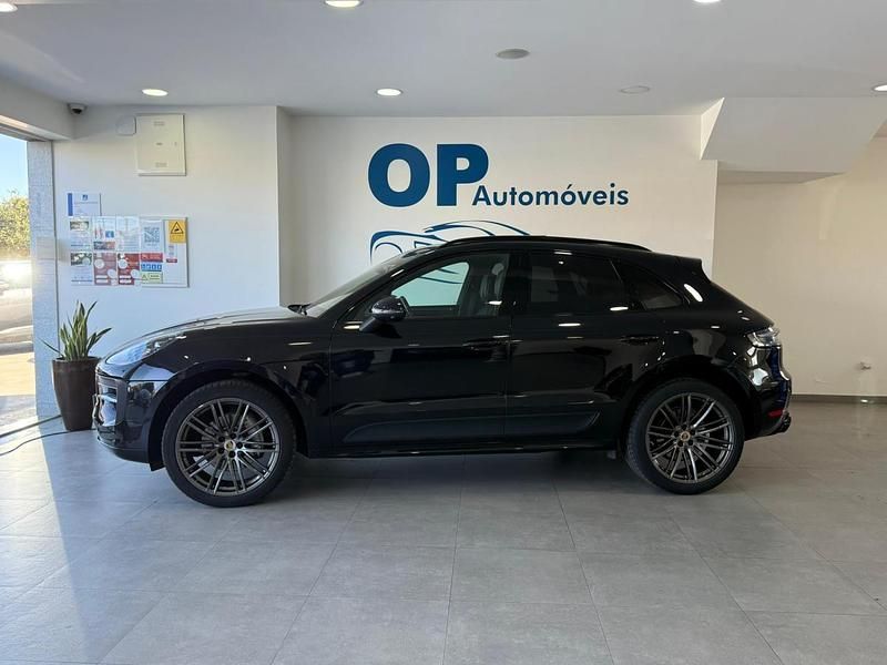 Preto Usado 2020 Porsche Macan SUV | € 73.950 - Imagem 1/2