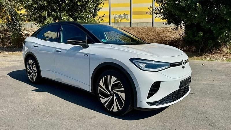 Branco Usado 2022 VW ID.5 GTX SUV | € 34.990 - Imagem 1/4