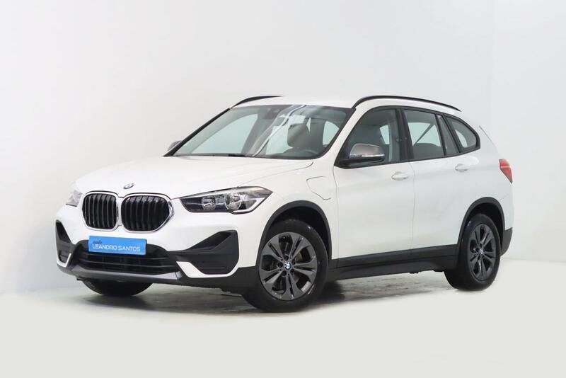 Branco Usado 2020 BMW X1 SUV | € 28.450 (Preço justo) - Imagem 1/4