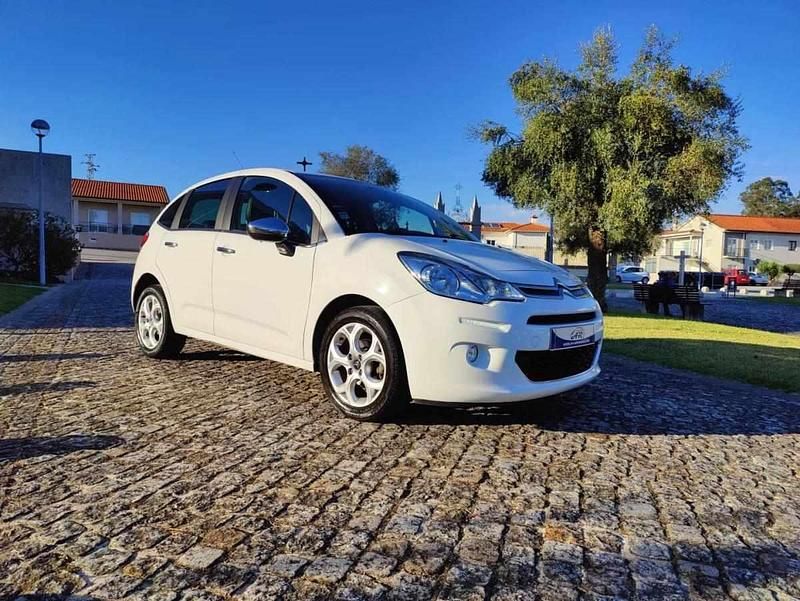 Branco Usado 2014 Citroën C3 Seduction Citadino | € 6.990 (Preço justo) - Imagem 1/4
