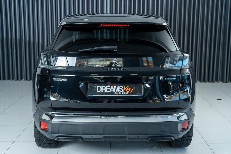 Usado Peugeot 3008 225 HP (165 kW) 2022 Preto SUV