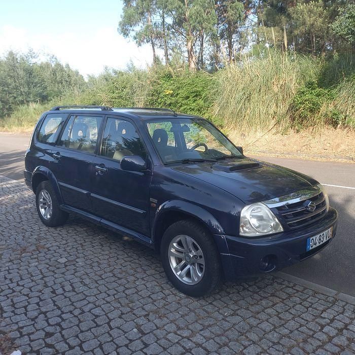 Usado 2003 Suzuki Vitara SUV | € 6.750 - Imagem 1/4