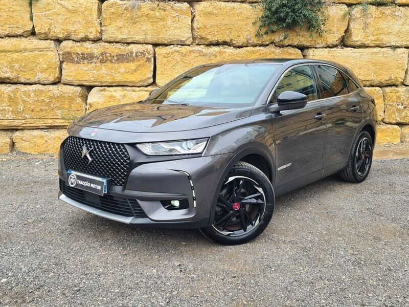 Cinza Usado 2019 DS Automobiles DS7 Crossback Be Chic SUV | € 25.750 (Preço justo) - Imagem 1/1