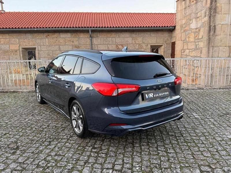 Usado Ford Focus ST-Line 120 HP (88 kW) 2021 Azul Carrinha