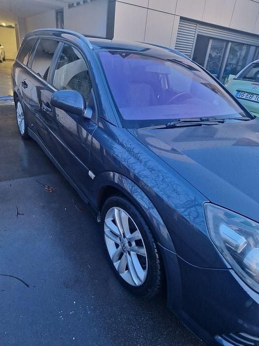 Usado Opel Vectra 150 HP (110 kW) 2005 Sedan