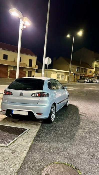 Usado 2004 Seat Ibiza Sedan | € 2.300 (Preço justo) - Imagem 1/4