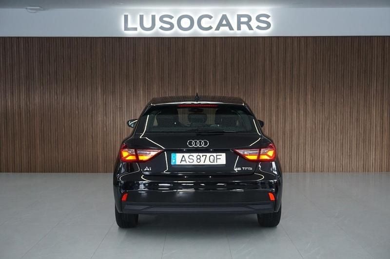 Usado Audi A1 Sportback 95 HP (69 kW) 2019 Preto Citadino