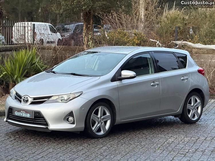 Cinza Usado 2013 Toyota Auris Sport | € 10.980 (Preço justo) - Imagem 1/1