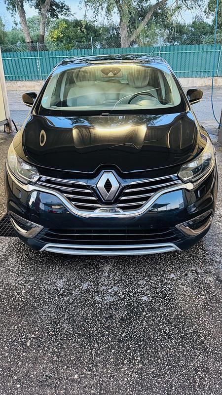 Preto Usado 2016 Renault Espace Initiale Monovolume | € 24.900 - Imagem 1/4