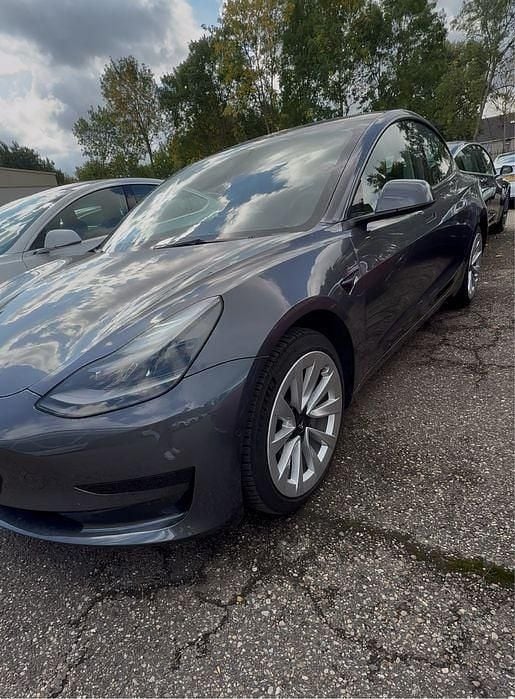 Usado 2021 Tesla Model 3 Standard Range Plus Sedan | € 24.900 (Bom preço) - Imagem 1/4