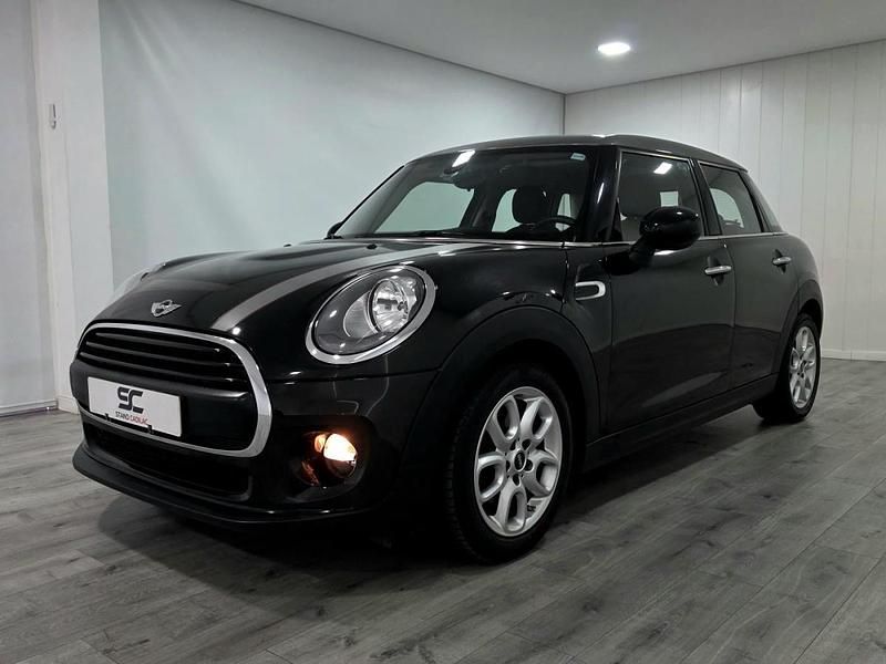 Usado Mini One D 95 HP (69 kW) 2016 Preto Citadino