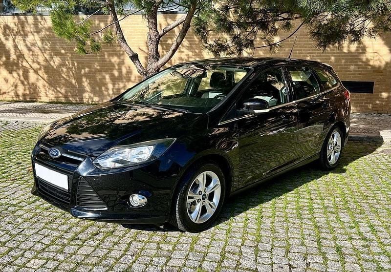 Usado 2013 Ford Focus Titanium Sedan | € 6.350 (Bom preço) - Imagem 1/4