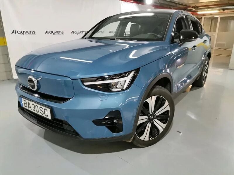 Azul Usado 2023 Volvo EC40 Ultimate SUV | € 41.400 (Super Preço) - Imagem 1/4