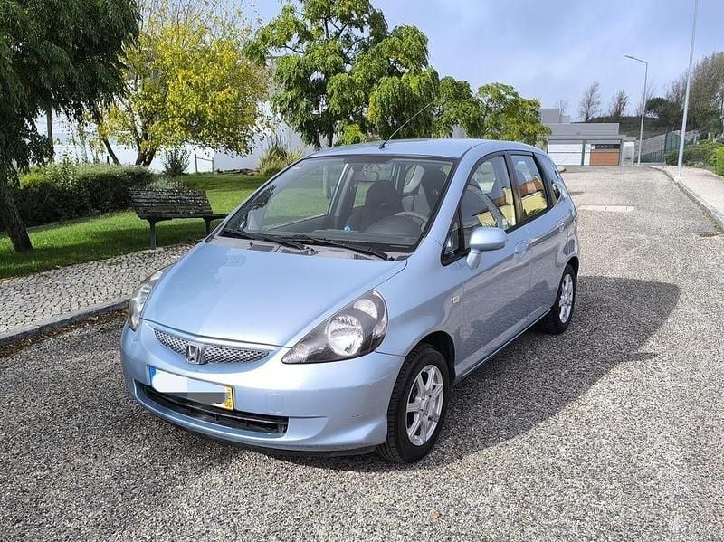Usado 2005 Honda Jazz Citadino | € 3.250 (Preço justo) - Imagem 1/4