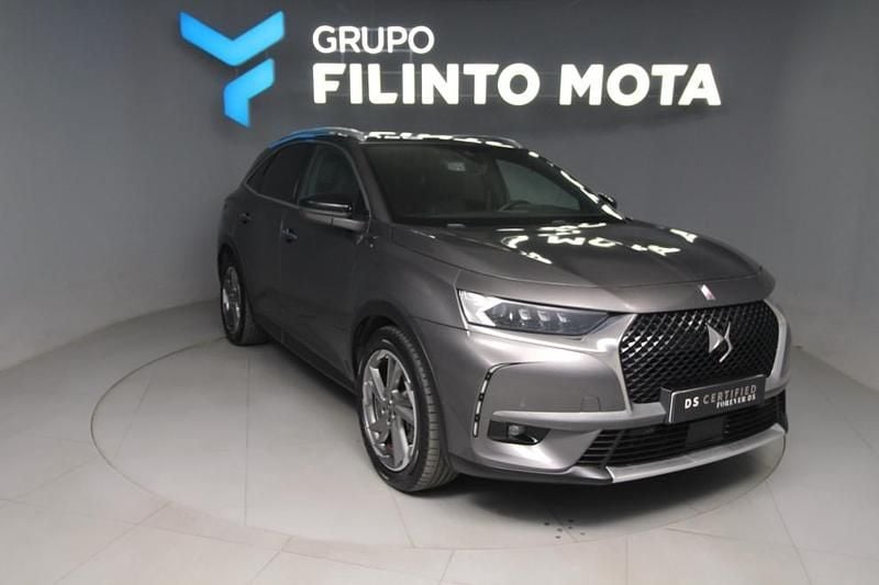 Cinzento Usado 2021 DS Automobiles DS7 Crossback Grand Chic SUV | € 32.290 (Preço elevado) - Imagem 1/1