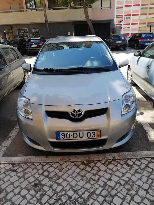 Usado Toyota Auris 90 HP (66 kW) 2007 Cinzento Citadino
