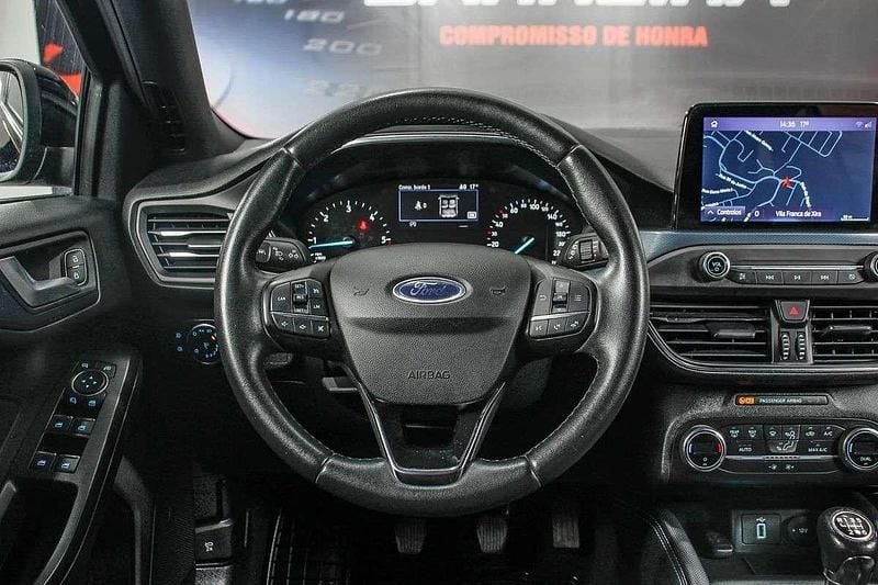 Usado Ford Focus Active 120 HP (88 kW) 2020 Preto Carrinha