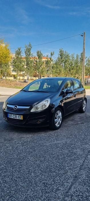 Usado 2007 Opel Corsa Sedan | € 3.750 (Preço justo) - Imagem 1/4