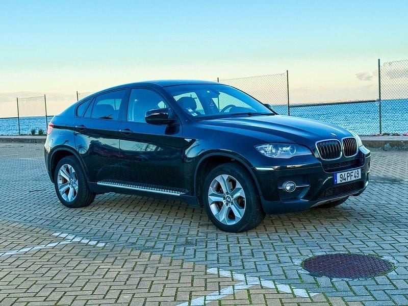 Preto Usado 2011 BMW X6 Performance SUV | € 23.900 - Imagem 1/4