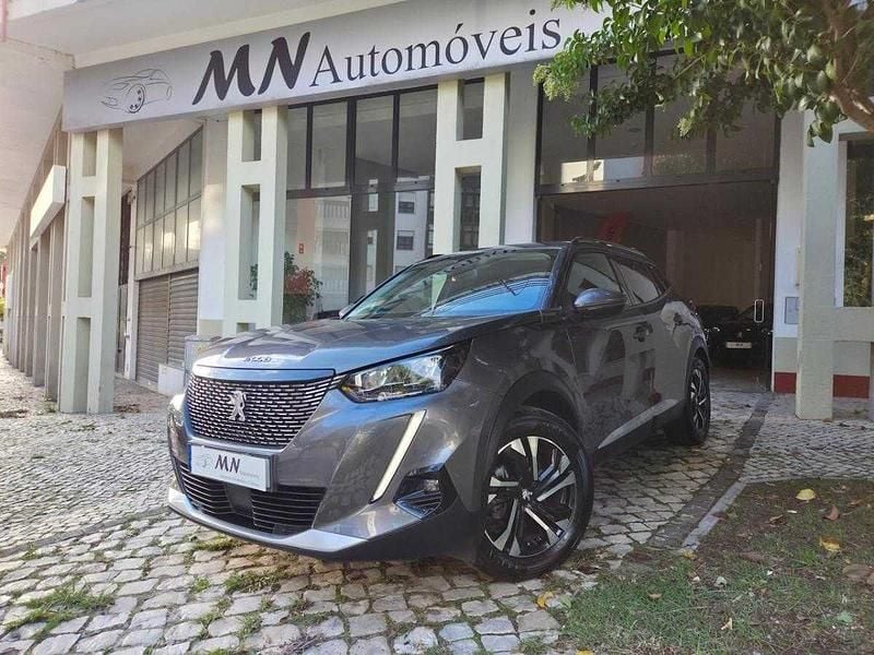 Cinza antracite Usado 2021 Peugeot 2008 Allure SUV | € 18.500 (Bom preço) - Imagem 1/4