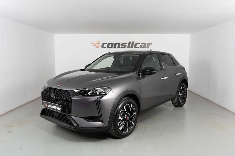 Cinza Usado 2023 DS Automobiles DS3 Crossback Performance SUV | € 19.980 (Bom preço) - Imagem 1/4